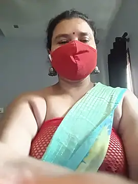 Snapshot of Tamil_Sivani chatting on 06/21/26, 04:15 Tamil Sivani online show from 06/21/26, 04:15