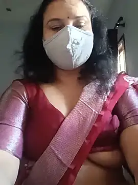 Snapshot of Tamil_Sivani chatting on 07/09/26, 03:32 Tamil Sivani online show from 07/09/26, 03:32