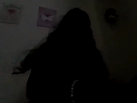 Snapshot of Niveda_21 chatting on 09/12/25, 07:52 Niveda 21 online show from 09/12/25, 07:52