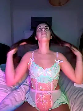 AlitaNova online show from 09/28/25, 04:12