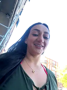 Ninabigtitied online show from 09/25/25, 08:51