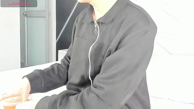 Snapshot of AerumChae chatting on 05/23/26, 12:31 AerumChae online show from 05/23/26, 12:31