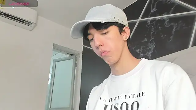 Snapshot of AerumChae chatting on 06/26/26, 12:09 AerumChae online show from 06/26/26, 12:09