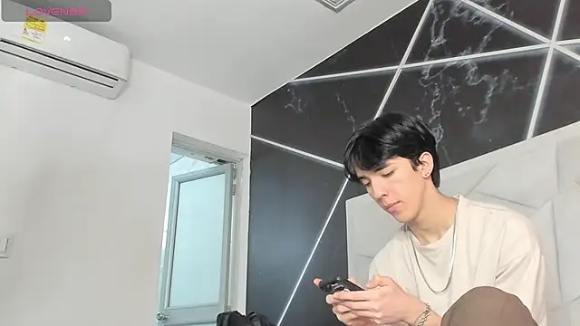 Snapshot of AerumChae chatting on 06/27/26, 12:22 AerumChae online show from 06/27/26, 12:22