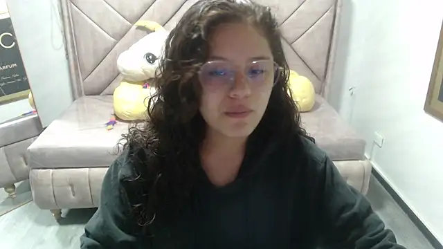 Velvet Moon V online show from 10/29/25, 01:13