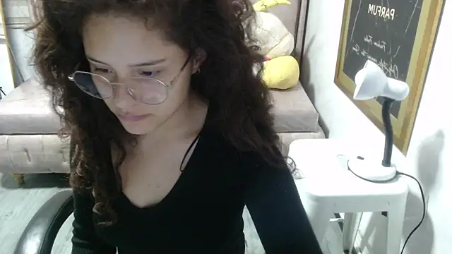 Velvet Moon V online show from 11/26/25, 01:34