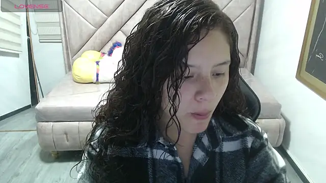 Velvet Moon V online show from 01/19/26, 01:15