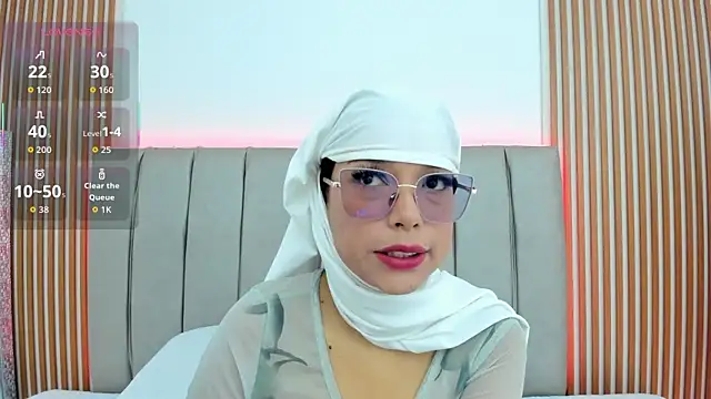 naishaa  online show from 12/05/25, 06:37