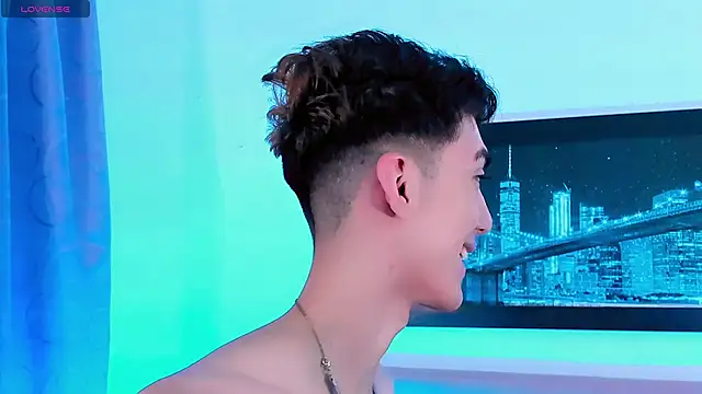 Baby FenixTS online show from 09/28/25, 11:15