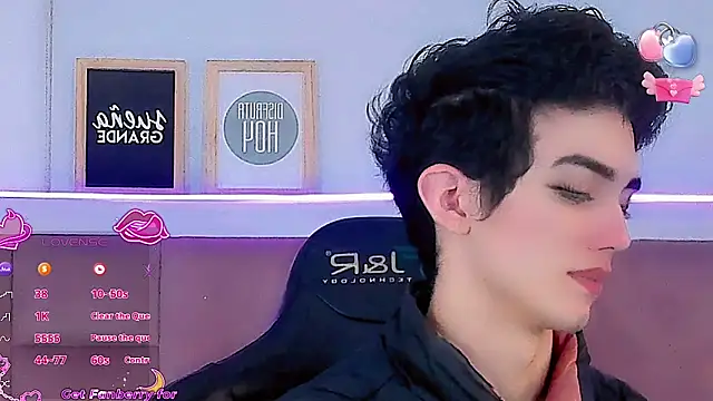 Baby FenixTS online show from 01/07/26, 09:45