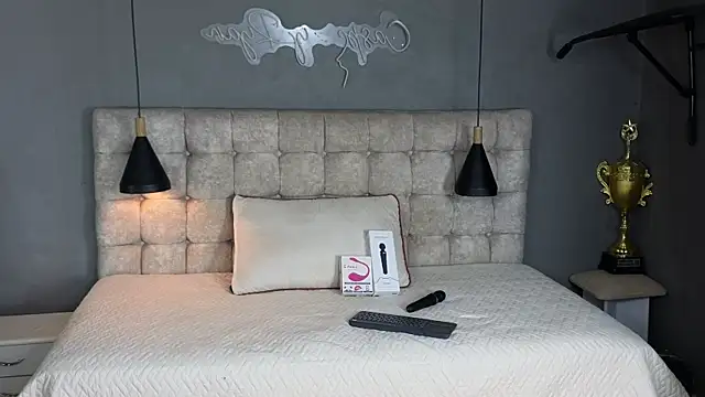 Horny nick18 online show from 11/08/25, 11:21