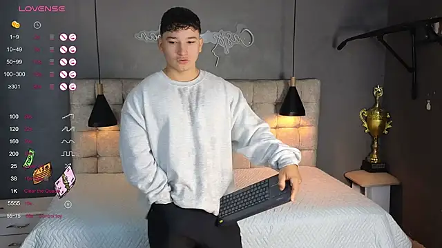 Horny nick18 online show from 11/12/25, 11:43