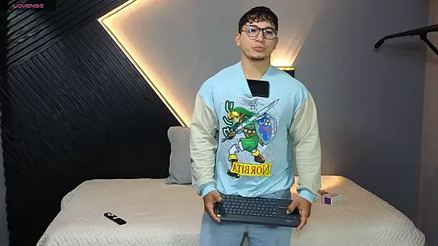 Horny nick18 online show from 03/02/26, 01:18