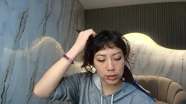 valentina r  online show from 04/03/26, 12:58