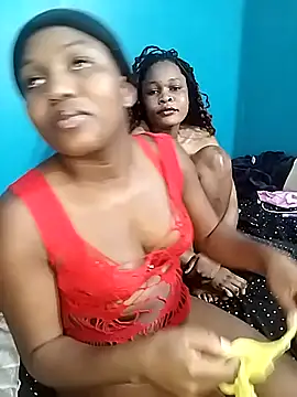 SweetHoney21  online show from 10/22/25, 09:25