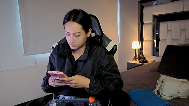 Adhara7 online show from 02/06/26, 09:29