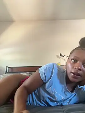 PrettyBabriexox online show from 10/04/25, 05:44