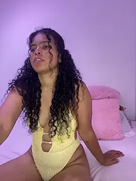 Snapshot of ms_ivanna chatting on 06/18/26, 09:52 ms ivanna online show from 06/18/26, 09:52