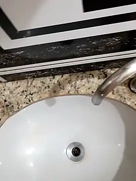 Gusttavotesudoxxvvc online show from 09/25/25, 09:18