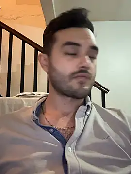 Snapshot of acmello83 chatting on 04/18/26, 07:40 acmello83 online show from 04/18/26, 07:40