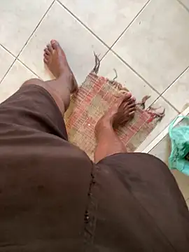 Snapshot of envolvemteX chatting on 04/14/26, 12:33 envolvemteX online show from 04/14/26, 12:33