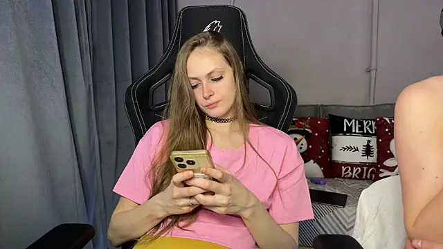 Snapshot of cutemilana_sexwife chatting on 01/19/26, 10:41 cutemilana sexwife online show from 01/19/26, 10:41