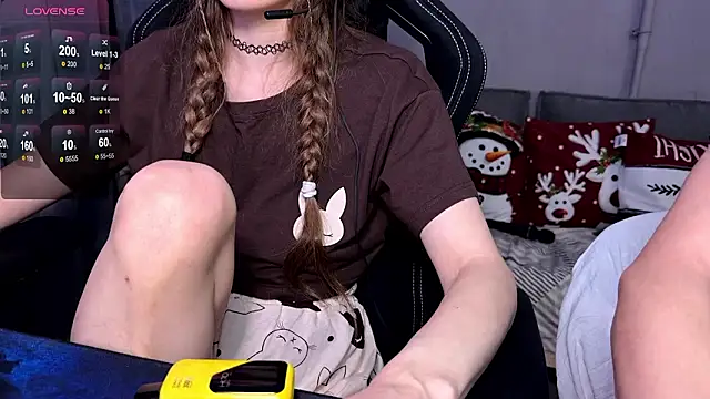 Snapshot of cutemilana_sexwife chatting on 02/05/26, 12:54 cutemilana sexwife online show from 02/05/26, 12:54