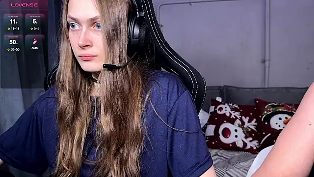 Snapshot of cutemilana_sexwife chatting on 02/09/26, 01:59 cutemilana sexwife online show from 02/09/26, 01:59