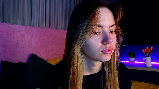 telari0l0ve online show from 11/15/25, 08:55