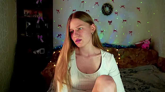 Snapshot of Luntryy chatting on 03/09/26, 10:19 Luntryy online show from 03/09/26, 10:19