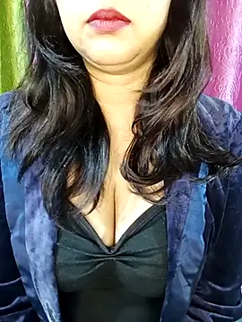 Ishani Baby online show from 11/13/25, 07:07