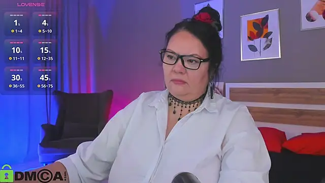 Snapshot of sandra_jackson chatting on 09/26/25, 02:59 sandra jackson online show from 09/26/25, 02:59