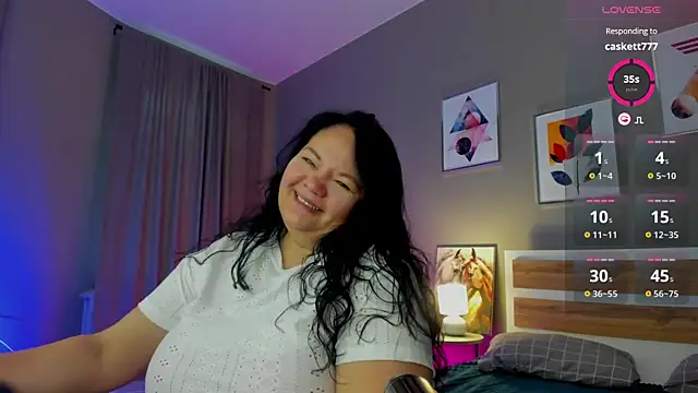 Snapshot of sandra_jackson chatting on 10/15/25, 03:06 sandra jackson online show from 10/15/25, 03:06