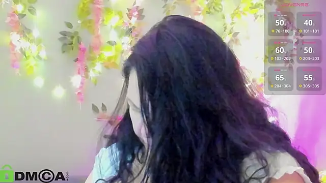 Snapshot of sandra_jackson chatting on 10/21/25, 02:45 sandra jackson online show from 10/21/25, 02:45