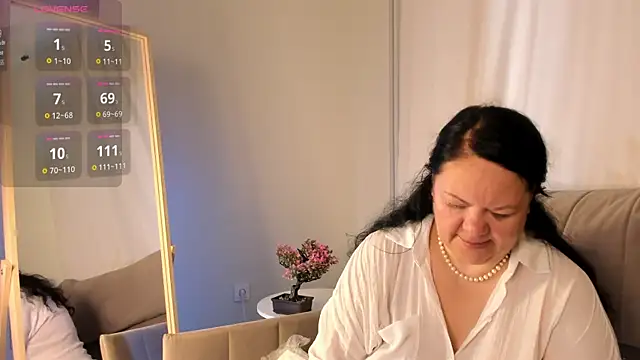 Snapshot of sandra_jackson chatting on 06/17/26, 02:58 sandra jackson online show from 06/17/26, 02:58