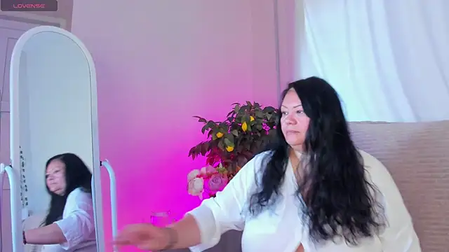 Snapshot of sandra_jackson chatting on 07/21/26, 02:47 sandra jackson online show from 07/21/26, 02:47