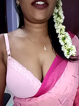 Snapshot of Tamil_kavinila chatting on 05/11/26, 03:40 Tamil kavinila online show from 05/11/26, 03:40