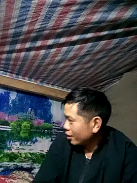 DungLuongg online show from 01/09/26, 01:47