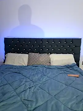 Snapshot of Couplexxx10@xh chatting on 10/29/25, 06:09 Couplexxx10xh online show from 10/29/25, 06:09