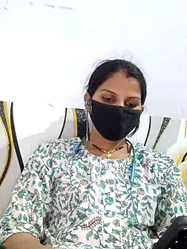 poojam93 online show from 11/07/25, 03:34