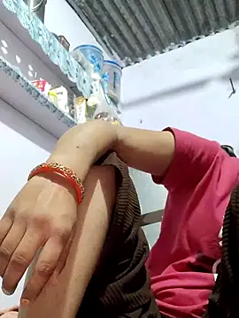 poojam93 online show from 11/21/25, 03:22