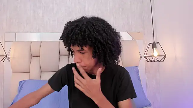 Johan gz  online show from 09/13/25, 11:21