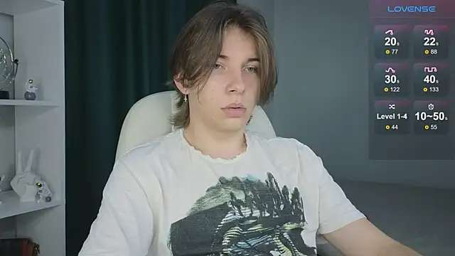 Snapshot of Robby_Manson chatting on 09/17/25, 09:38 Robby Manson online show from 09/17/25, 09:38