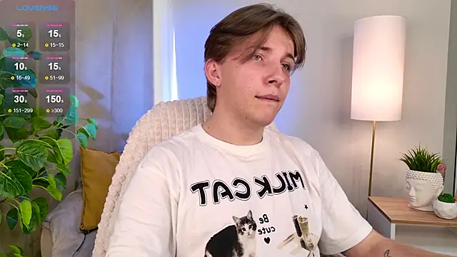 Snapshot of Robby_Manson chatting on 09/28/25, 01:27 Robby Manson online show from 09/28/25, 01:27