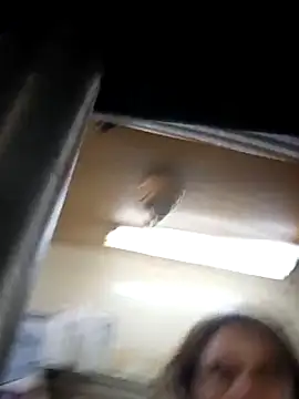 sarahkat86 online show from 10/12/25, 10:53