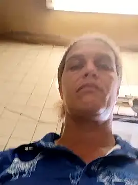 sarahkat86 online show from 01/13/26, 04:12