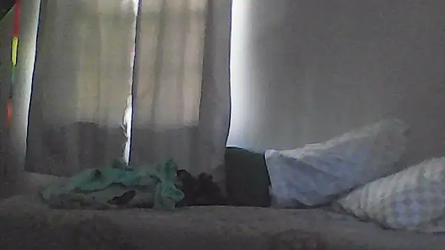 sarahkat86 online show from 04/03/26, 09:57