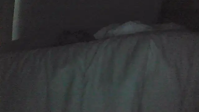 sarahkat86 online show from 04/15/26, 11:06