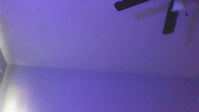 sarahkat86 online show from 05/20/26, 11:11
