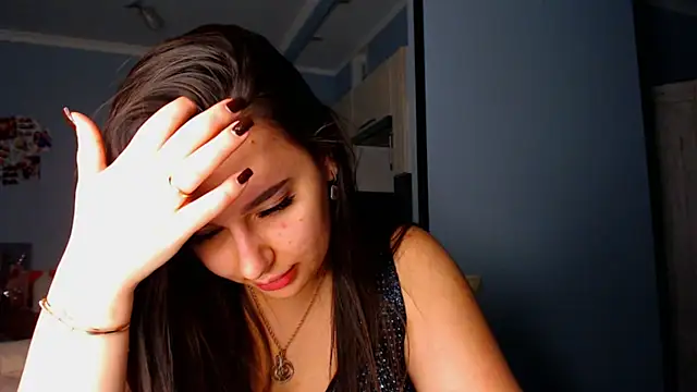 Snapshot of NikiWhite chatting on 09/25/25, 08:34 NikiWhite online show from 09/25/25, 08:34